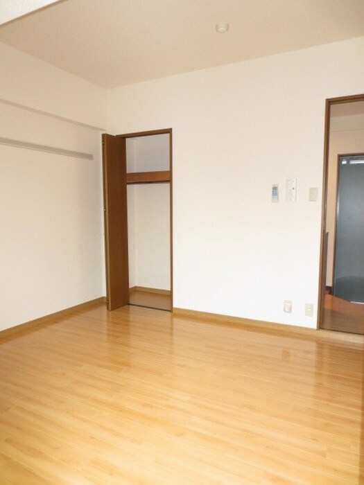 エリジオン伊藤の物件内観写真