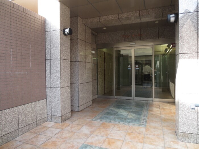 ヴァンイ－ストの物件外観写真