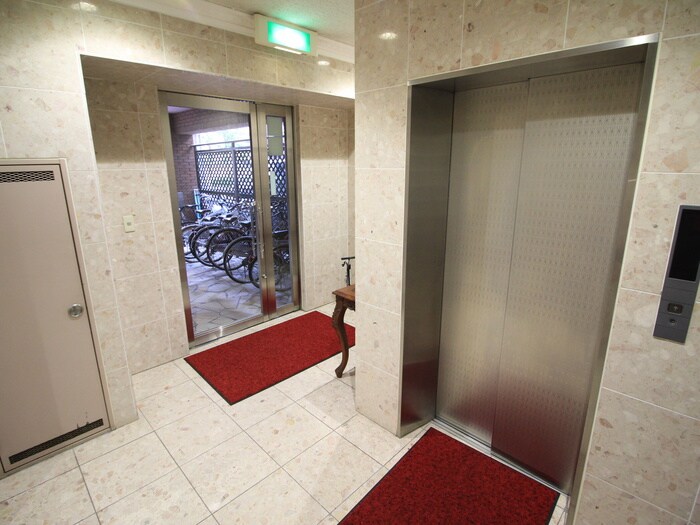 ア　ヴォ－トルサンテの物件外観写真