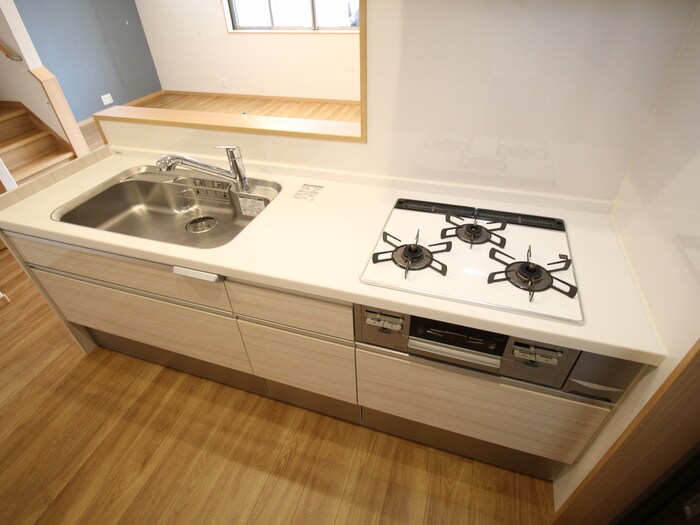 上野東２丁目戸建の物件内観写真