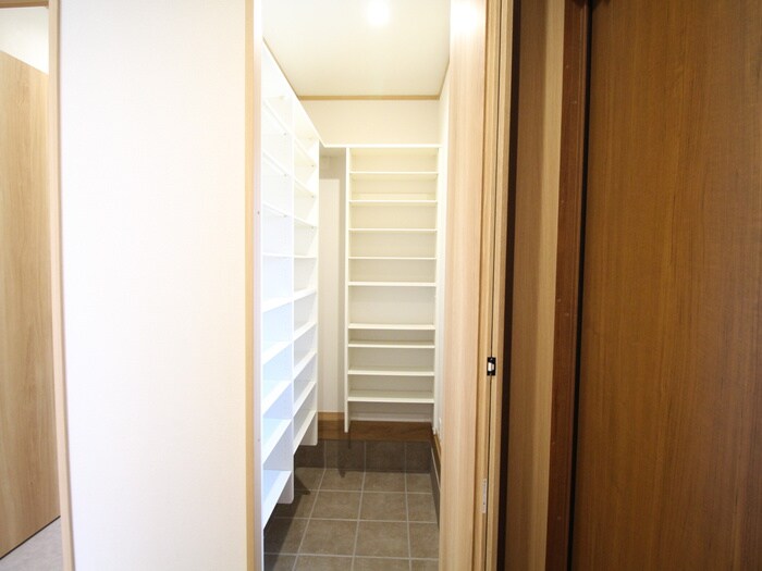 上野東２丁目戸建の物件内観写真