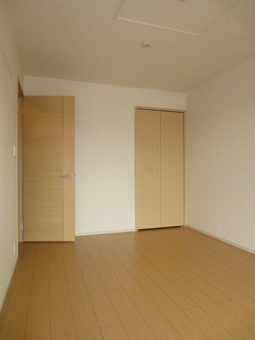 ラ・フルールの物件内観写真