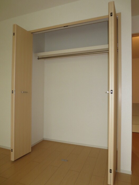 ラ・フルールの物件内観写真