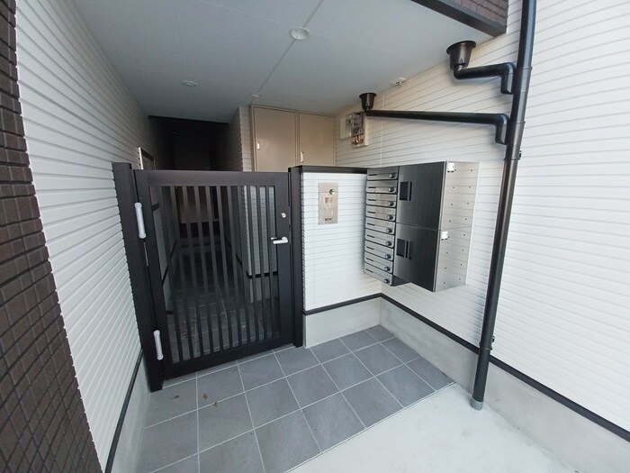 カーサ蓮宮通の物件外観写真