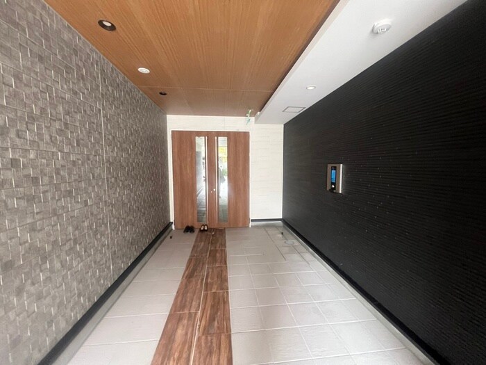 S-MOVE大阪鶴見の物件外観写真