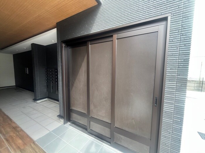 S-MOVE大阪鶴見の物件外観写真