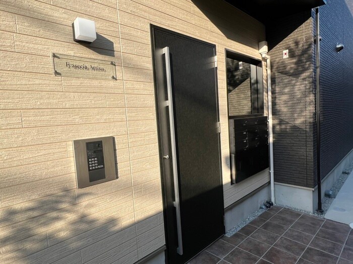 F asecia Attivoの物件外観写真