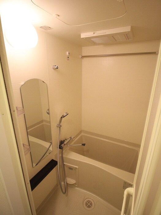 ファステート江坂ランウェイの物件内観写真