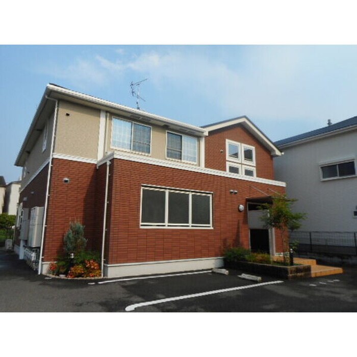 シャルマン　フルールの物件外観写真