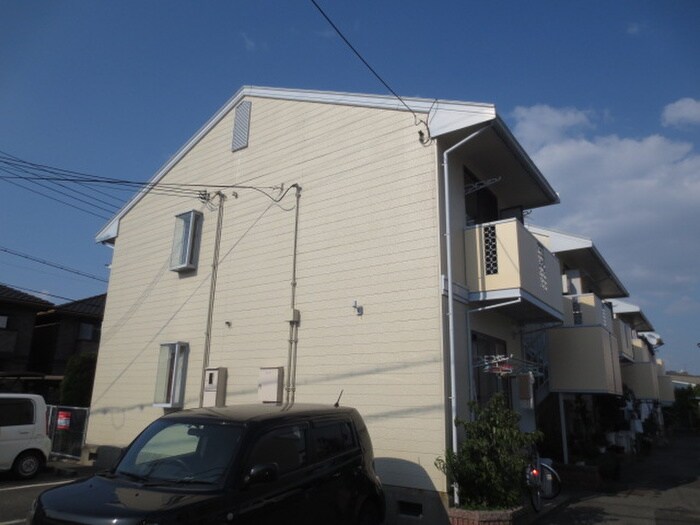 ロイヤルシャルム米田の物件外観写真