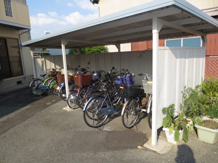 ロイヤルシャルム米田の物件外観写真