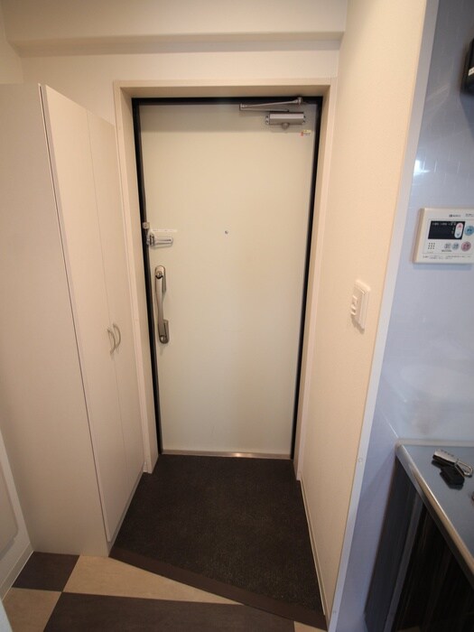 ウインズコート西中島の物件内観写真