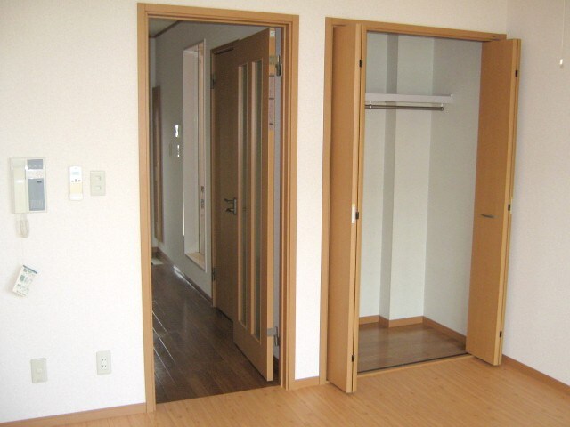 グロ－リ－1番館の物件内観写真