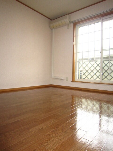 グロ－リ－1番館の物件内観写真