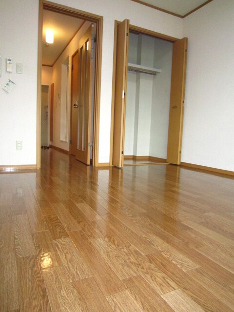 グロ－リ－1番館の物件内観写真