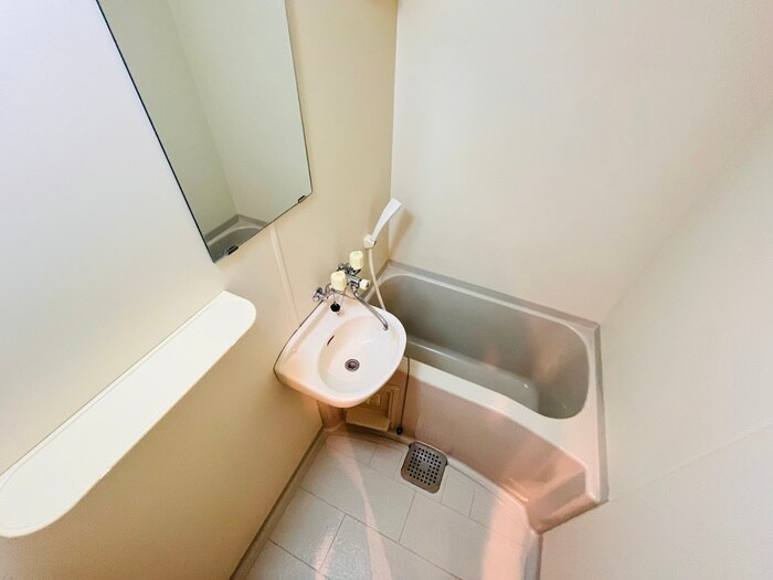 アッシュ宝塚の物件内観写真