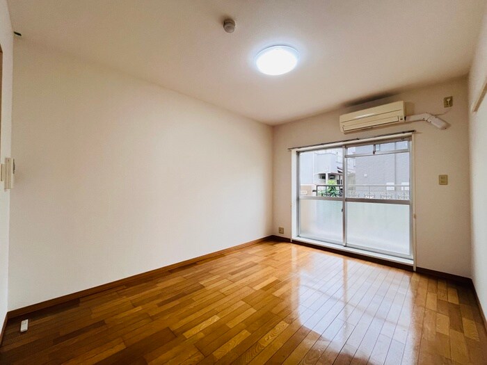 アッシュ宝塚の物件内観写真