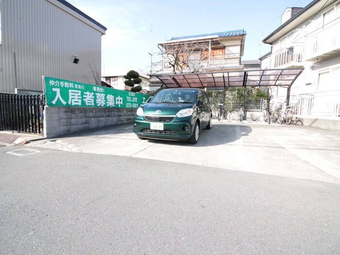 リバーハイツＡ棟の物件外観写真