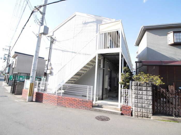 リバーハイツＡ棟の物件外観写真