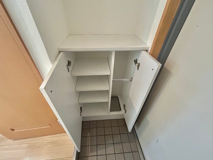 エムロ－ド新大阪の物件内観写真