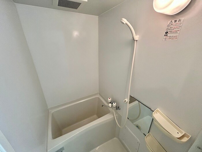 エムロ－ド新大阪の物件内観写真