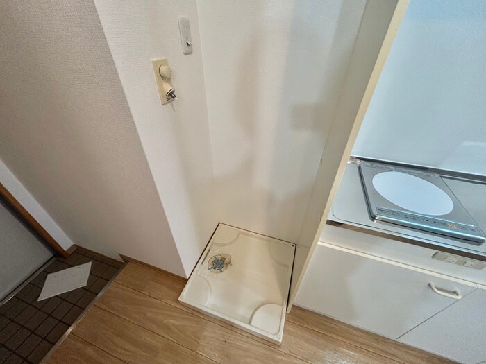 エムロ－ド新大阪の物件内観写真