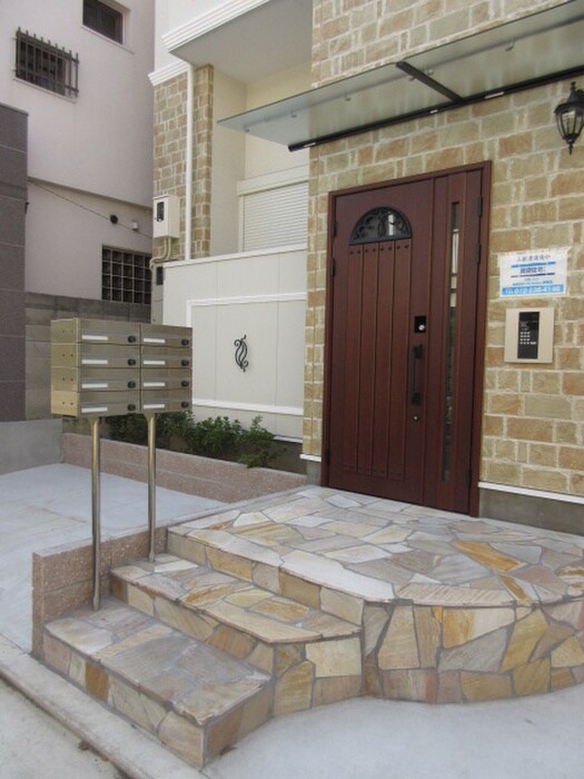 Luxe浜寺Ｂ棟の物件外観写真