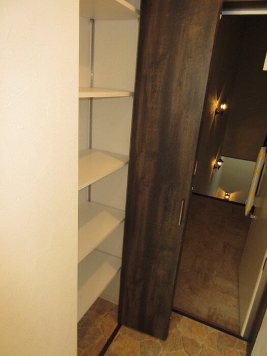 Luxe浜寺Ｂ棟の物件内観写真