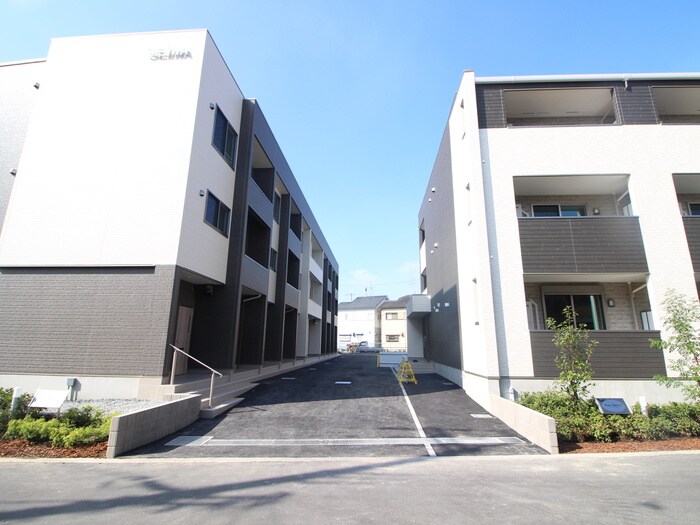 ドミソレイユⅢの物件外観写真