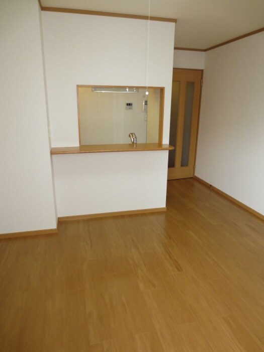 セイバリ－レインの物件内観写真