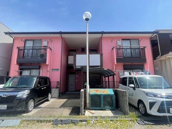 リトルマリー館（２０２）の物件外観写真