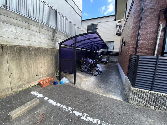 ハイカムール八科Ｂ棟の物件外観写真