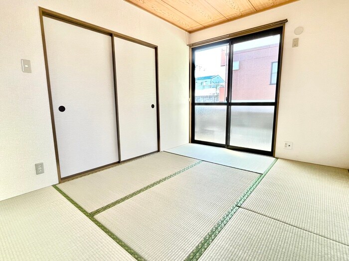 ハイカムール八科Ｂ棟の物件内観写真