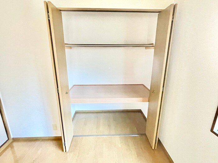 ハイカムール八科Ｂ棟の物件内観写真