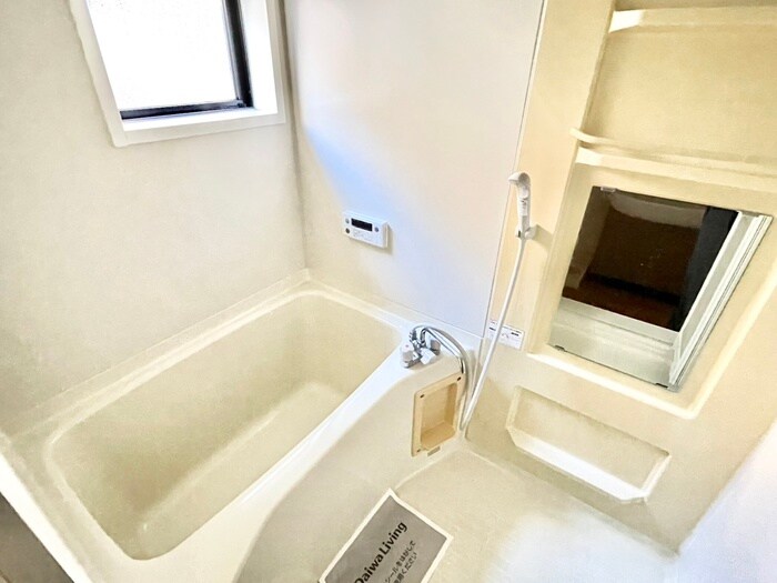 ハイカムール八科Ｂ棟の物件内観写真