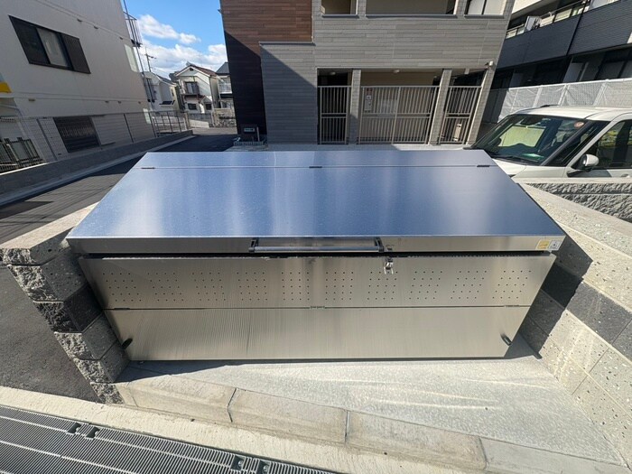 ブライト中野の物件外観写真