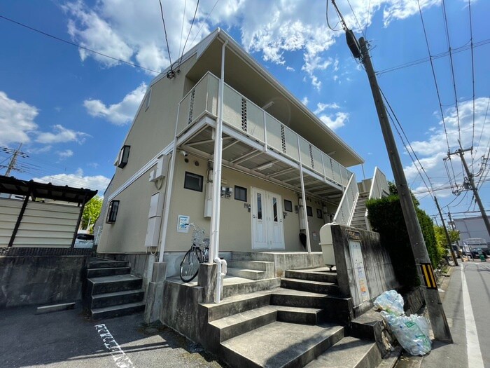 セジュールコスモスA棟の物件外観写真