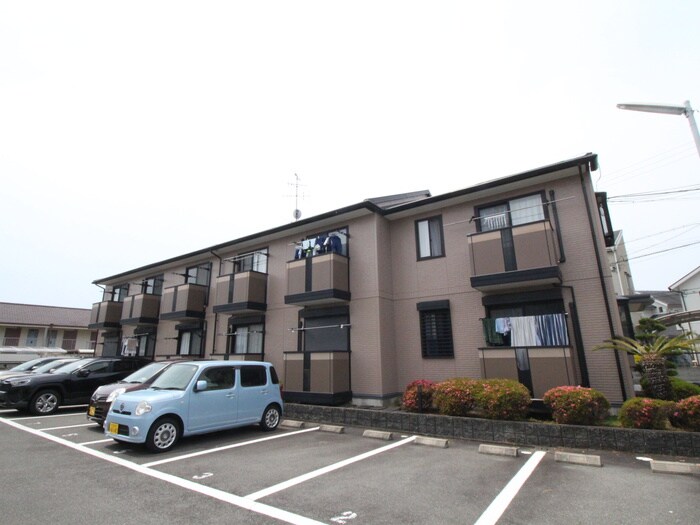 アゼリアコートの物件外観写真