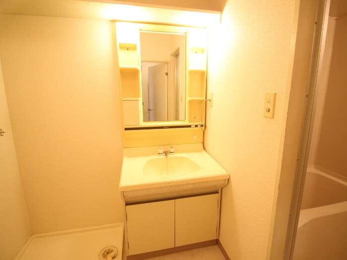 ヴァンベ－ル青山の物件内観写真