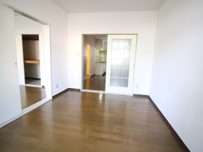 ヴァンベ－ル青山の物件内観写真