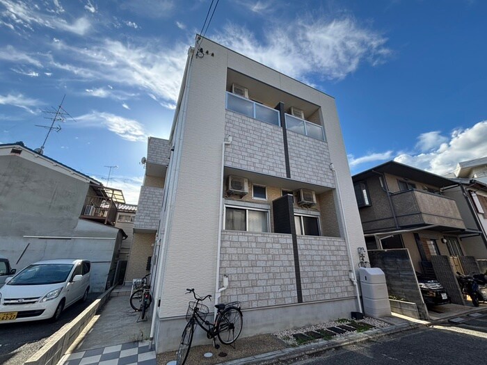 ハーモニーテラス深草善導寺町の物件外観写真