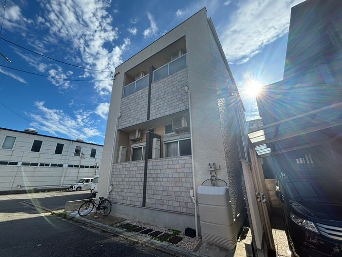 ハーモニーテラス深草善導寺町の物件外観写真