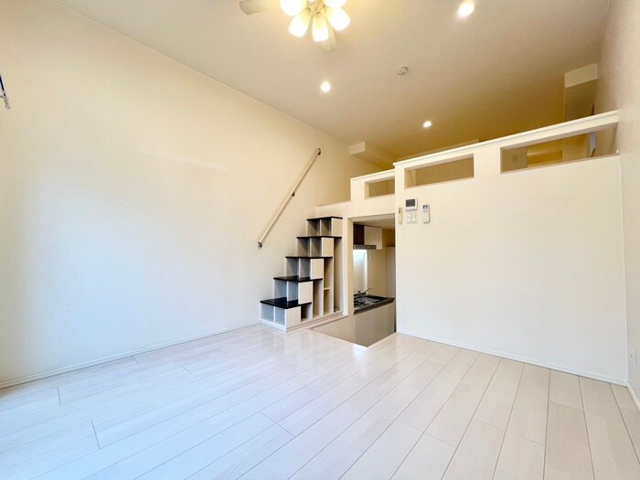 ハーモニーテラス深草善導寺町の物件内観写真