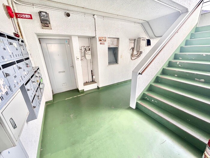 翠香マンションの物件外観写真