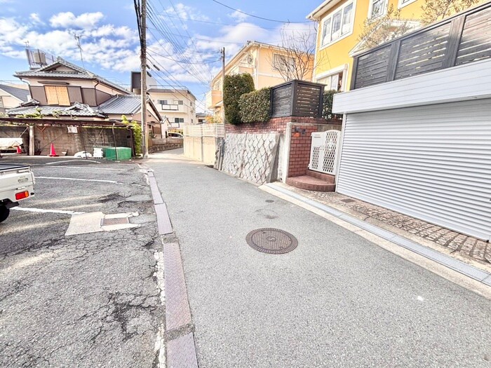 翠香マンションの物件外観写真