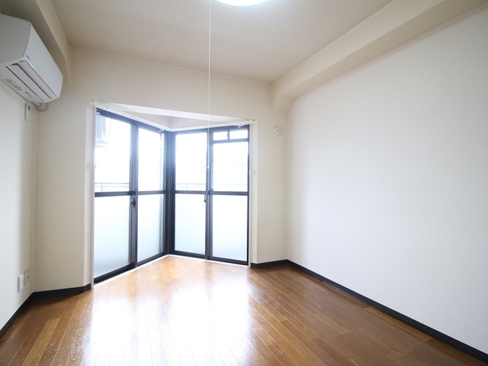 デ・リード御所北の物件内観写真