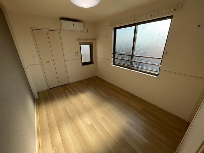 パルテール八尾の物件内観写真