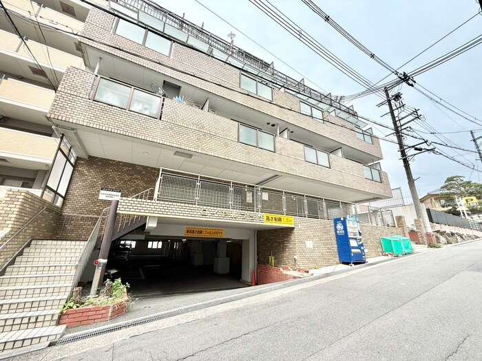 香里ロイヤルプラザの物件外観写真