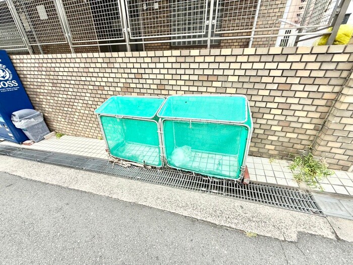 香里ロイヤルプラザの物件外観写真