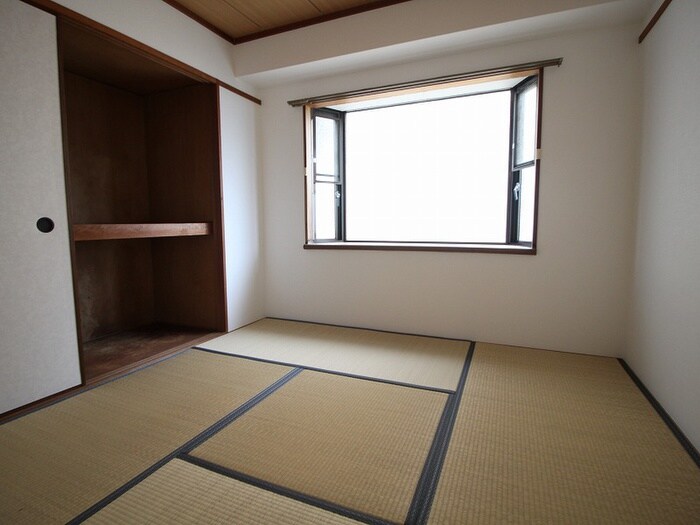 香里ロイヤルプラザの物件内観写真